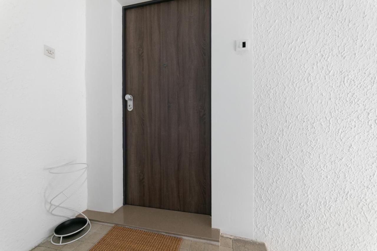 La Preziosa Rooms Pula Ngoại thất bức ảnh